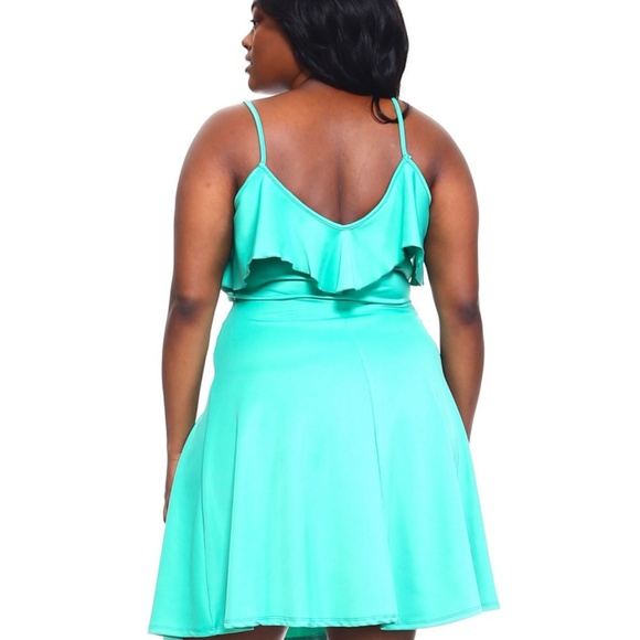 Spaghetti Strap Mint Dress - Picture 2 of 6